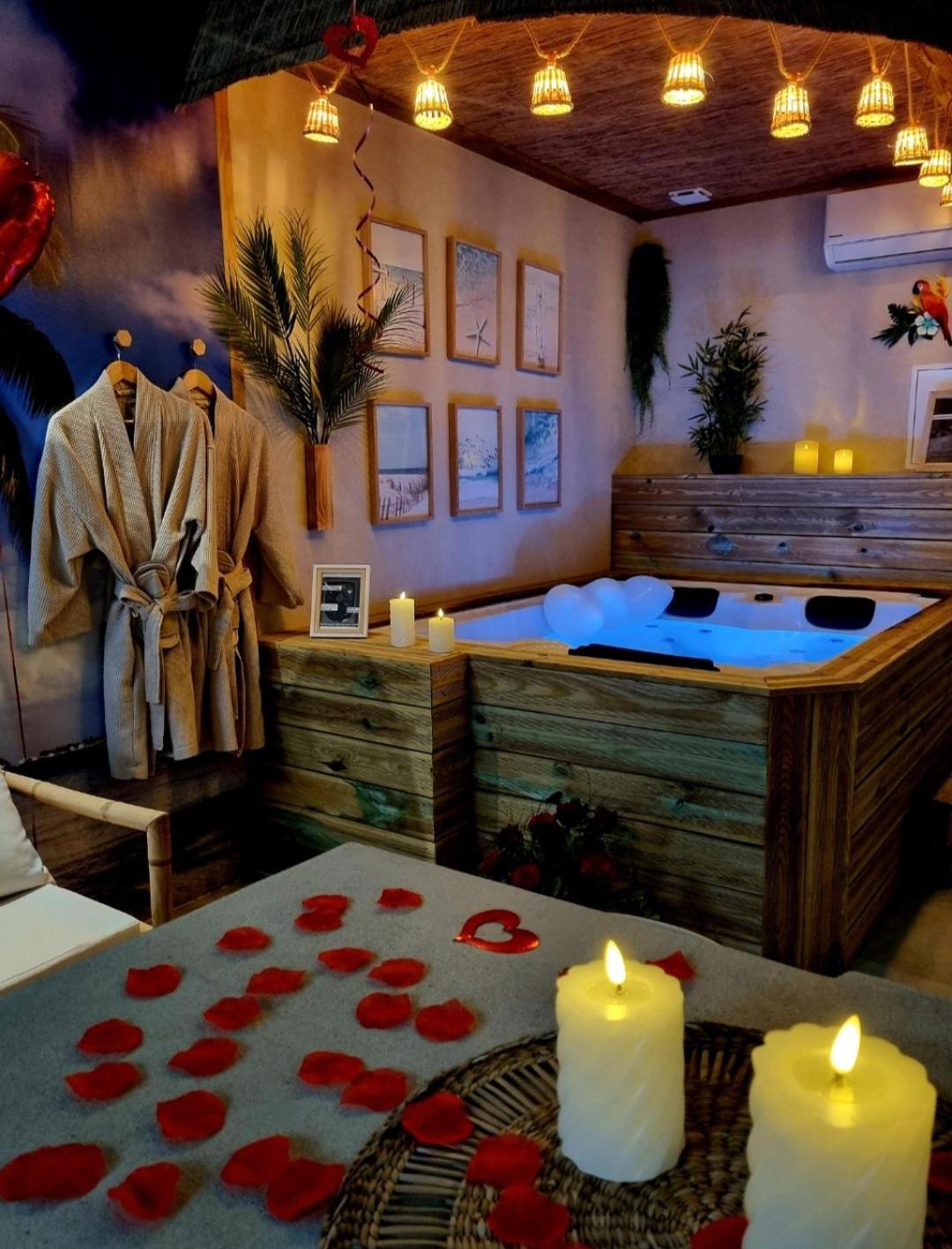 Les Spas De La Mer, Appart&Spa Aloha, 100M De La Plage, Plein Coeur Du Grau Le Grau-du-Roi Εξωτερικό φωτογραφία