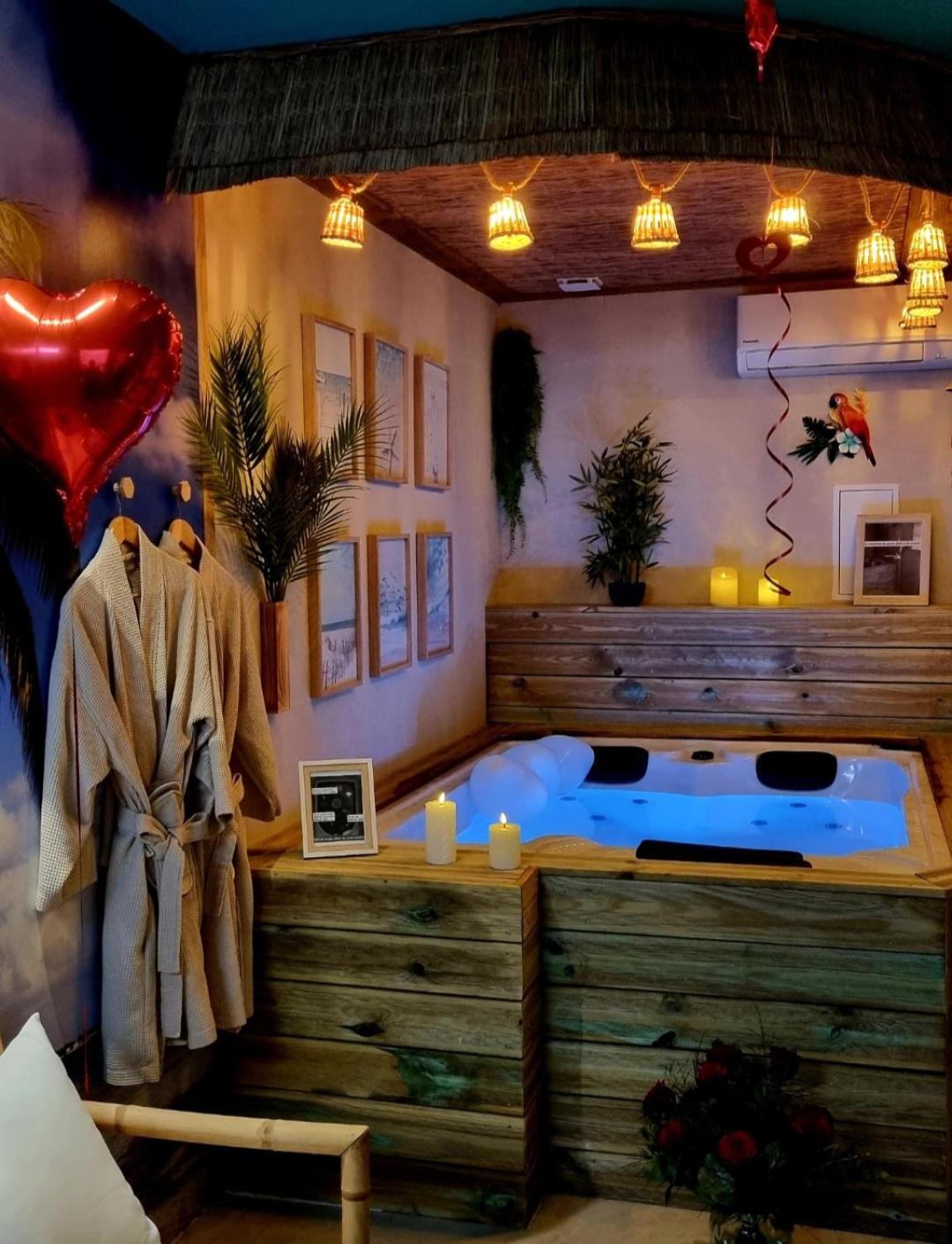 Les Spas De La Mer, Appart&Spa Aloha, 100M De La Plage, Plein Coeur Du Grau Le Grau-du-Roi Εξωτερικό φωτογραφία