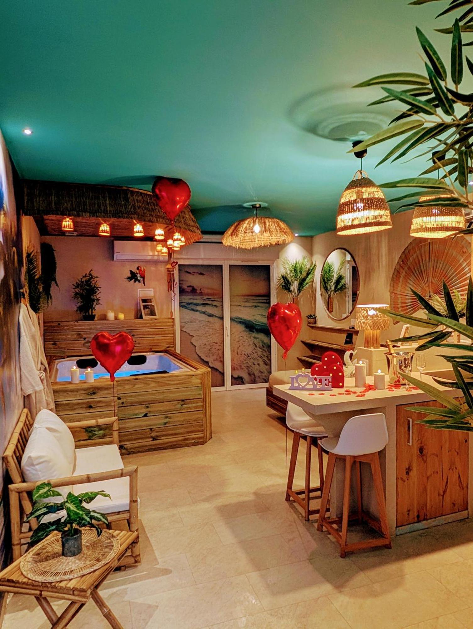 Les Spas De La Mer, Appart&Spa Aloha, 100M De La Plage, Plein Coeur Du Grau Le Grau-du-Roi Εξωτερικό φωτογραφία