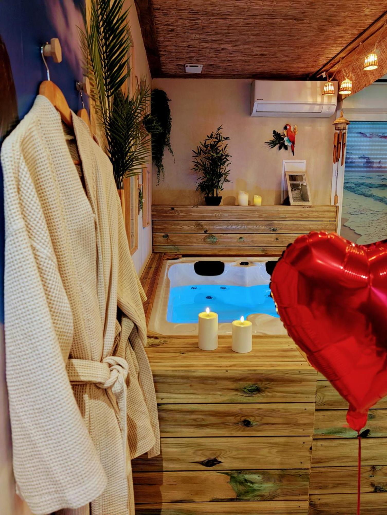 Les Spas De La Mer, Appart&Spa Aloha, 100M De La Plage, Plein Coeur Du Grau Le Grau-du-Roi Εξωτερικό φωτογραφία